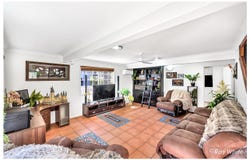 16 Hutcheon Street, Kawana, Qld 4701