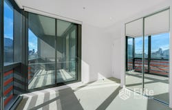 1701N/883 Collins Street, Docklands, Vic 3008