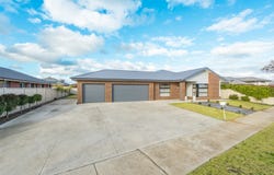 24  Chivalry Drive, Mooroopna, Vic 3629