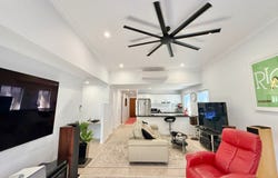 17/1 Links Court, Urraween, Qld 4655