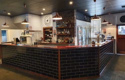 Temora Hotel, Temora, 208 Hoskins Street, Temora, NSW 2666