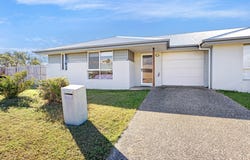 2/4 Lacebark Way, Mount Low, Qld 4818