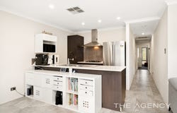 8 Elderflower Street, Treeby, WA 6164