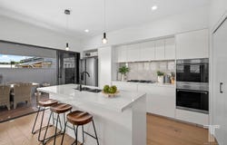 2/27 Agnew Street, Norman Park, Qld 4170