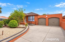 1 Douglas Avenue, St Albans, Vic 3021