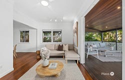 21 Houthem Street, Camp Hill, Qld 4152