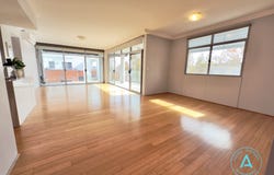 2/153 Kensington Street, East Perth, WA 6004