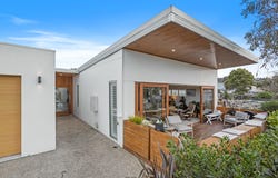 44 Wells Parade, Blackmans Bay, Tas 7052
