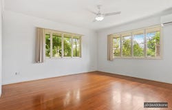 6 Lord Byron Parade, Strathpine, Qld 4500