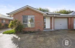 2/105a Yarrowee Street, Sebastopol, Vic 3356