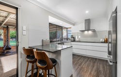 2 Sally Court, Capalaba, Qld 4157