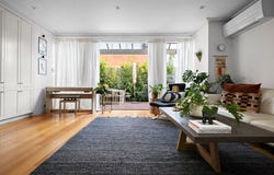 10 Howe Crescent, South Melbourne, Vic 3205