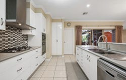 18 Clement Grove, Burton, SA 5110