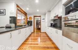107 Burrendong Way, Orange, NSW 2800