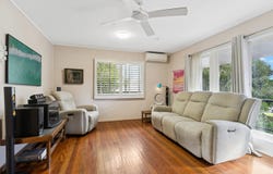 66 Vivian Street, Tennyson, Qld 4105