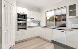 7 Georgette Court, Eatons Hill, Qld 4037