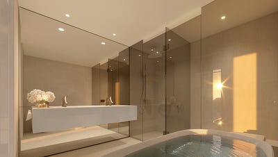 /international/au/703-18-mary-avenue-broadbeach-qld-151099432/