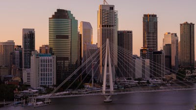 /international/au/kangaroo-point-qld-151236472/