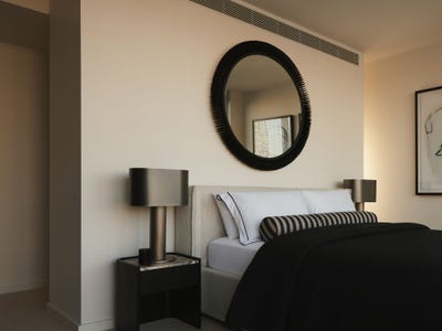 /international/au/g06-971-collins-street-docklands-vic-152606380/
