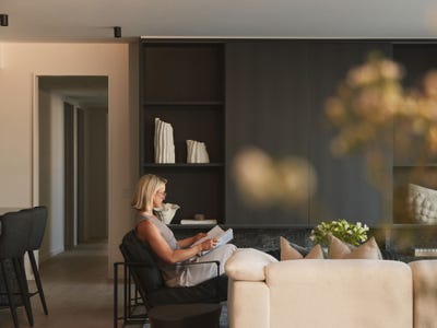 /international/au/206-971-collins-street-docklands-vic-152606588/