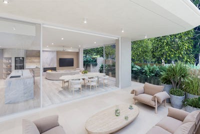 /international/au/103-56-crosby-road-albion-qld-151602724/