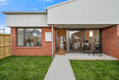 /international/au/8-24-clifton-drive-sorell-tas-149942176/