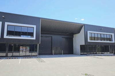 /international/au/units-5-6-22-val-reid-crescent-hume-act-505124896/