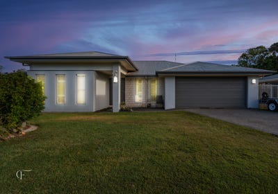 /international/au/10-senorita-parade-urangan-qld-147994492/