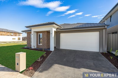 /international/au/29-follett-boulevard-clyde-vic-151048096/