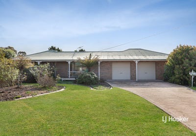 /international/au/11-mccarthy-court-wallan-vic-148408632/