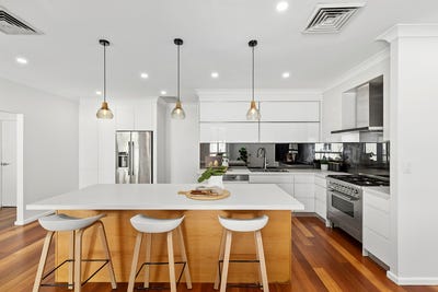 /international/au/10-marlborough-close-terrigal-nsw-150895636/