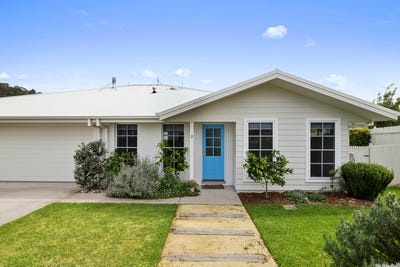 /international/au/2-2a-shelly-close-woolgoolga-nsw-151343024/