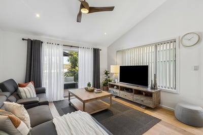 /international/au/1-47-wells-street-east-gosford-nsw-151098892/