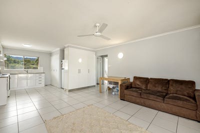 /international/au/8-22-jensen-street-manoora-qld-151270096/