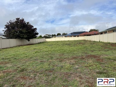 /international/au/45-best-street-parkes-nsw-204530884/