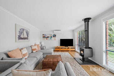/international/au/44-walter-street-williamstown-north-vic-151004576/