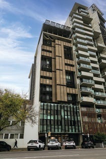/international/au/1303-242-flinders-street-adelaide-sa-151306560/