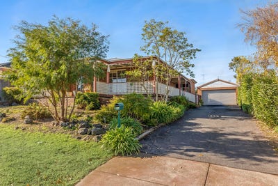 /international/au/83-barrands-lane-drysdale-vic-151351060/