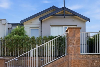 /international/au/45-cuddlepie-turn-banksia-grove-wa-151303244/