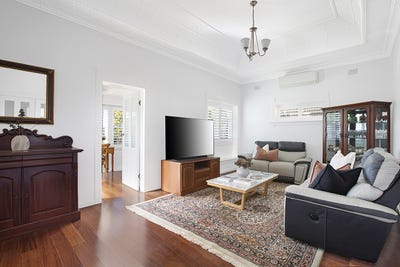 /international/au/7-dalmeny-avenue-russell-lea-nsw-151042248/