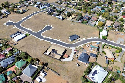 /international/au/creese-drive-richmond-tas-204343964/