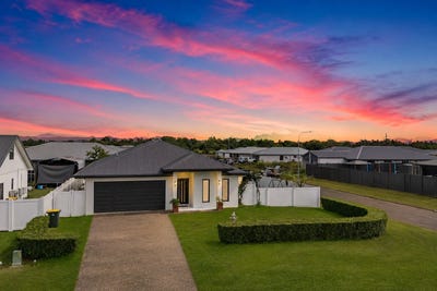 /international/au/7-downing-street-mighell-qld-151269380/