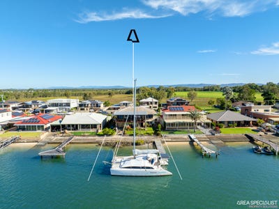 /international/au/26-esplanade-jacobs-well-qld-151287328/