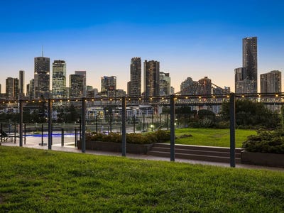 /international/au/203-79-moray-street-new-farm-qld-152190640/