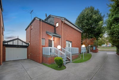 /international/au/1-32-brunswick-road-mitcham-vic-151335852/