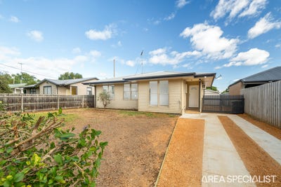 /international/au/11-watsonia-grove-norlane-vic-151162628/