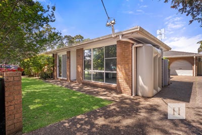 /international/au/1-33-35-crossingham-street-canton-beach-nsw-152609000/