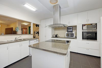 /international/au/3-miles-avenue-kelso-qld-152580164/