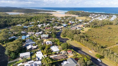 /international/au/9-flaherty-street-red-rock-nsw-151017796/