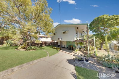 /international/au/34-flounder-crescent-toolooa-qld-151578272/